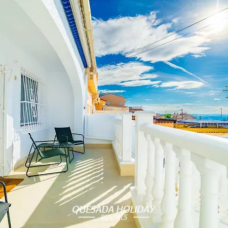 Semi-detached Costa Balear Private Pool & Views ヴィラ シウダー・ケサダ